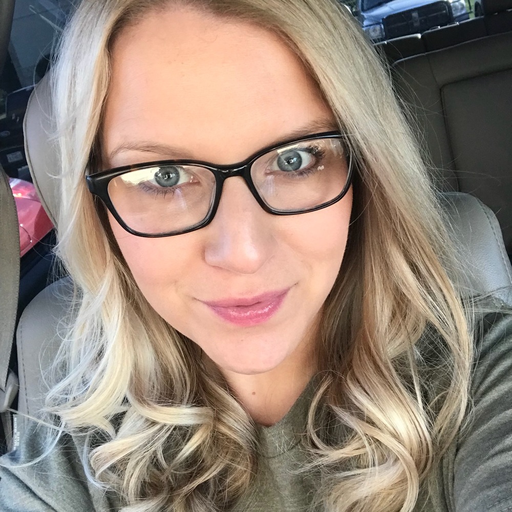 Meet your Posher, Alysha